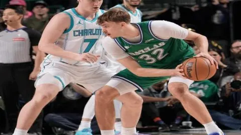 “申花逆转击败亚泰 2-1取胜 路易斯绝杀 米内罗贡献关键进球”